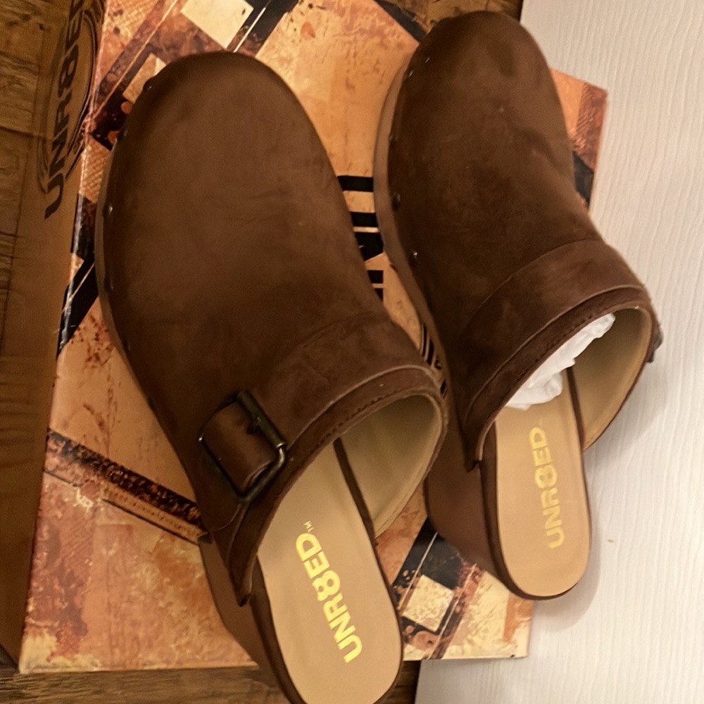 Clogs shoes - Picture 2 of 6